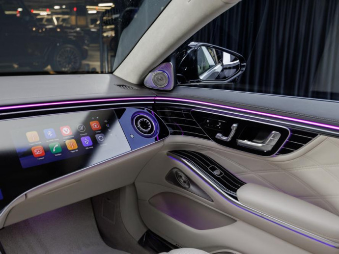 Премьера обновленного Mercedes-Maybach S-Class прошла в России на мероприятии Legacy Motors